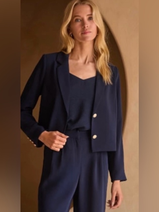 Skies Are Blue Jackets & Blazers - Skies are Blue Cropped Navy Blazer sz M